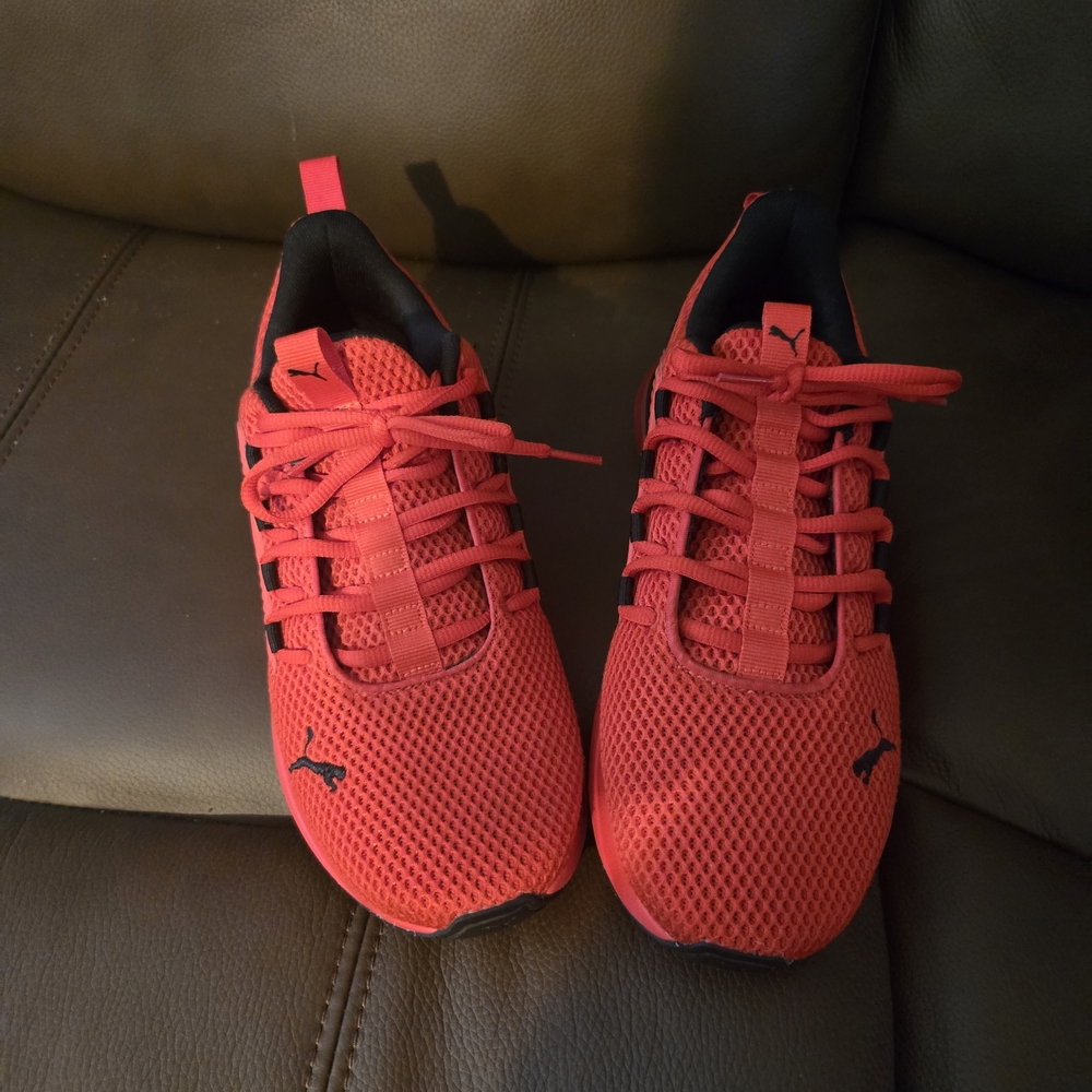 Puma Men's Bold Red Sneakers